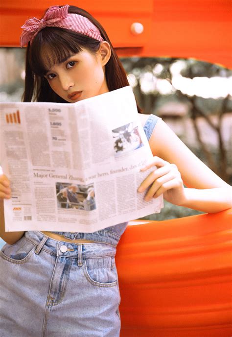 谍战剧《潜渊》今日开播 三面特工黄晓明开启高能烧脑模式	